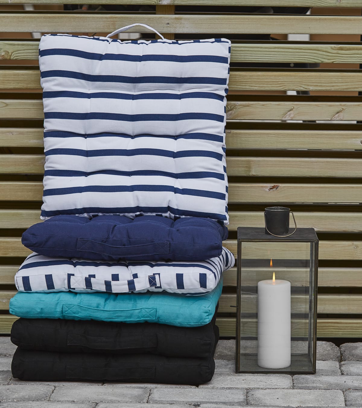 Mio Reklambilder kuddar